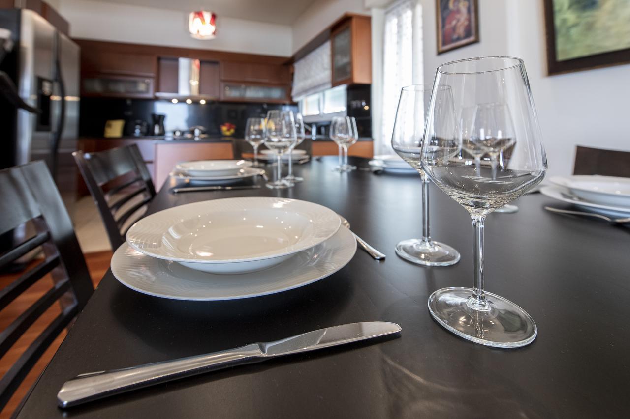 Artemis Majestic Appartement Buitenkant foto